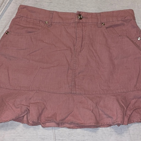 Skirt - Picture 2 of 2